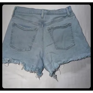 Old Navy Jean Shorts Women 4 Light Wash Sky-Hi A-Line Frayed Denim thumbnail 6