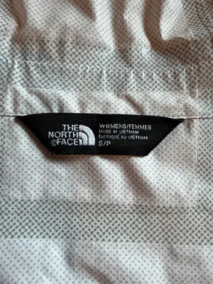 The North Face windbreaker thumbnail 4