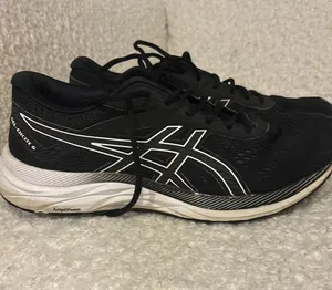 ASICS Running Shoes thumbnail 1