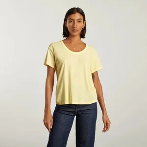 Everlane Air Scoop-Neck Tee in Pastel Yellow thumbnail 2