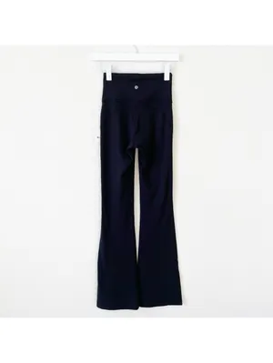 Lululemon Groove SHR Nulu Flared Pant Black Size 2 Regular Athleisure Retro NEW thumbnail 2
