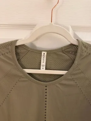 Athleta Olive Green Foothill Seemless Tee Athletic Shirt XL thumbnail 6
