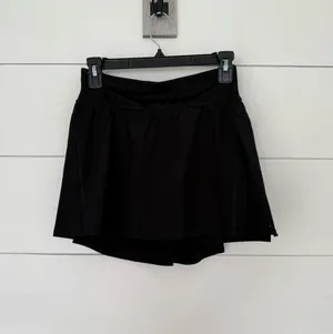Spanx Women’s Small Black Skort Athletic Athleisure thumbnail 1