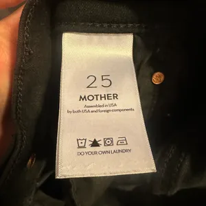 MOTHER The Insider Crop Step Fray Jeans in Not Guilty thumbnail 11