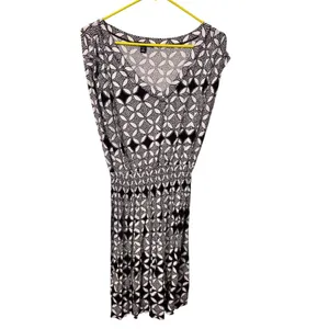 Banana Republic XS Black White Geometric Print Dress Smocked Waist Stretch thumbnail 3