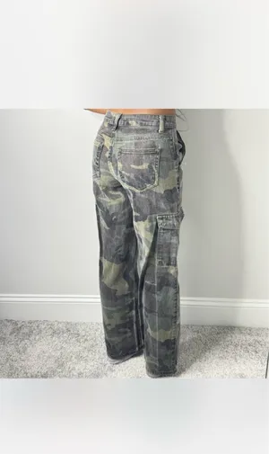 SHEIN jeans  thumbnail 2