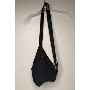 Baggallini Mini Sling Crossbody Shoulder Bag Navy Blue Everyday‎ Run Walk Active thumbnail 12