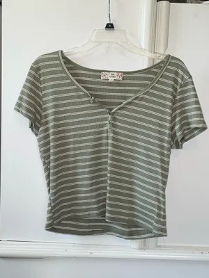 Pink Republic Striped Henley Ribbed Crop Tee – Sage Green & White thumbnail 2