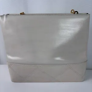 Authentic Salvatore Ferragamo Vintage Cream Leather Tote Bag Gold Chain Strap thumbnail 2