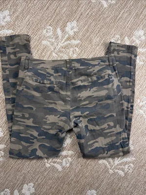 Sanctuary  Camo Skinny Pants in Olive and Brown thumbnail 3