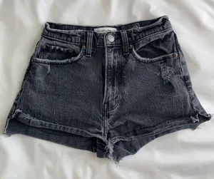 Abercrombie High-Rise Mom Shorts thumbnail 1