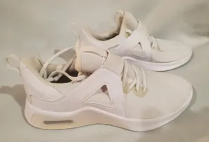Nike Womens Air Max Bella TR 5 White Running Shoes Sneakers Size 7.s54 thumbnail 1