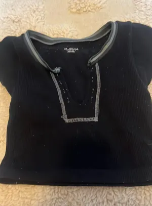 Urban Outfitters Go For Gold Top thumbnail 1