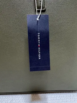Tommy Hilfiger Olive Green Leather Tote Bag thumbnail 4