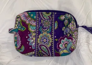 Medium Zip Vera Bradley Makeup Case thumbnail 1
