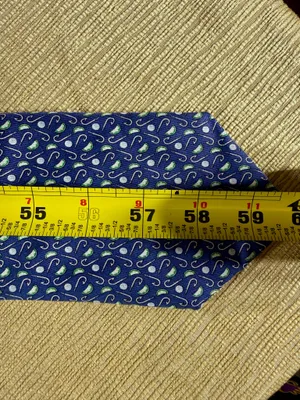 Vineyard Vines Men’s Silk Tie Golf Clubs Balls Navy Blue Green Martha’s Vineyard thumbnail 10