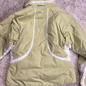 Obermeyer Women's Ski Jacket, Pale Green/White, Size 10 thumbnail 6