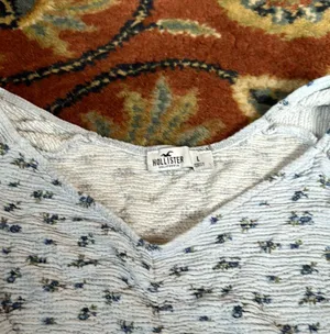 Hollister Soft Knit V Neck Long Sleeve Top thumbnail 1