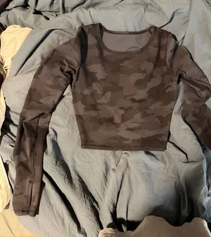 Lululemon Wunder Train Crop Top Long Sleeve Camo thumbnail 1