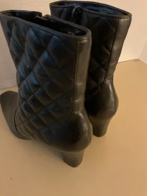 David Tate women Black Quilted leather Heeled Ankle Boots size 6.5 thumbnail 9