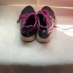 Nike Women's Athletic Shoes in Pink and Gray thumbnail 4