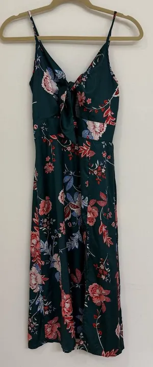 Women’s Floral Green Dress Size Small thumbnail 1