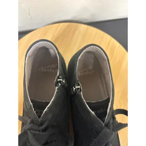 Dansko Onyx Women's 40 Black Leather Mid top Lace Up‎ Side Zip Sneakers thumbnail 11