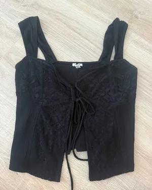 Garage black going out top thumbnail 1