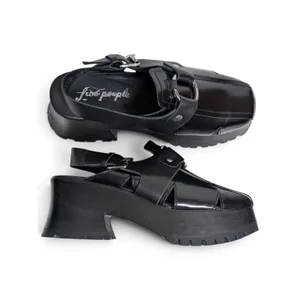 Free People Astoria Black Leather O Ring Harness Platform Clogs Sz 9.5 NWOB thumbnail 7