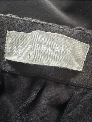 Everlane The Dream Pant Elevated Basic Minimalist Travel Comfort Loungewear thumbnail 3