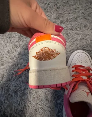 Nike Jordan 's thumbnail 4