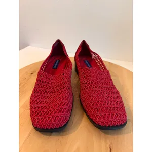 Karen Scott Vintage 90s Red Woven Stretchy Slip on Flats Shoe Size 7.5 thumbnail 3