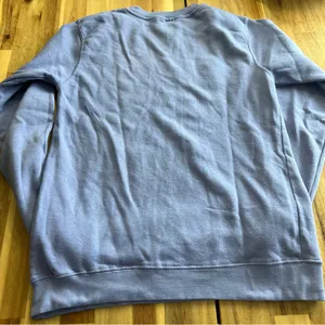 Seattle Embroidered Lavender Crewneck Sweatshirt – Size L thumbnail 4