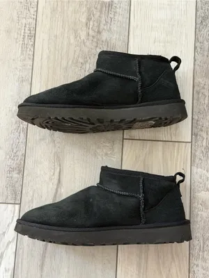 UGG Classic Ultra Mini Black Neutral Gorpcore Sheep Skin Bootie women’s 9 thumbnail 4