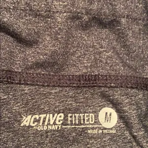 Old Navy Workout capris 5/$25 thumbnail 2