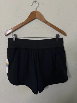 NWT Vuori Women's Daily Speed 2.5" Short Black Womens Size L thumbnail 5