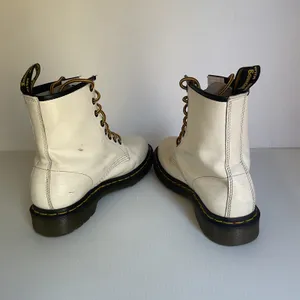 Dr. Martens 1460 White Leather 8-Eye Combat Boots Women’s US 7 UK 5 EU 38 thumbnail 6
