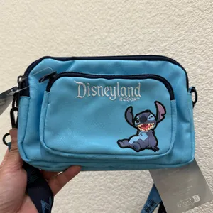 DISNEY Parks Disneyland Stitch Crossbody/Fanny Pack Belt Convertible Bag NEW thumbnail 4
