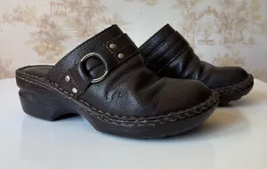 Vintage Y2K B.O.C. Fairycore Dark Brown Leather Clog Mules thumbnail 1