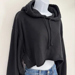 TNA‎ Aritzia Airyaf Women Fleece Crop Hoodie Black Size 2 XS Boxy Sweatshirt thumbnail 3