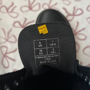 Lace-Up High-Top Boots Dr. Martens Black Combat thumbnail 3