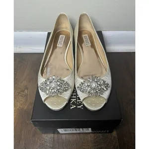 Badgley Mischka Ivory Embellished Peep-Toe Flats thumbnail 3