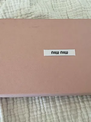 Miu Miu Matelasse Zip Wallet Pink Gold w/ Box thumbnail 2