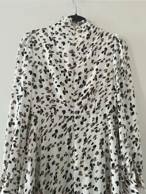 Nasty Gal White Brown Animal Print Midi Dress 4 Ruffle Hem Modest Going Out thumbnail 7