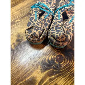 Ariat Tan Leopard Print Loafers‎ Size 7.5 thumbnail 6