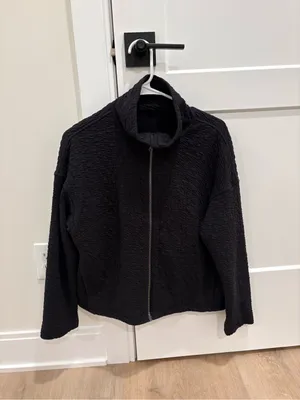 Lululemon Rippled Fill Zip Jacket Size 4 thumbnail 2