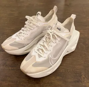 Nike  thumbnail 5