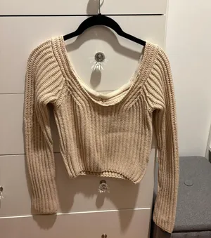 Salty Love and Honey Boutique Cropped Sweater thumbnail 1