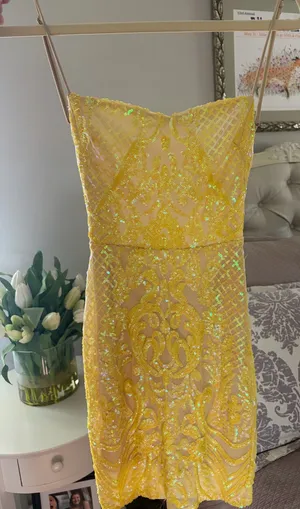 Lucy in the Sky Yellow Sequin Dress Backless thumbnail 2