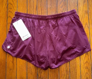 Lululemon Swiftly Mid-Rise Short 3” Burgundy Bay Size 12 NWT thumbnail 1